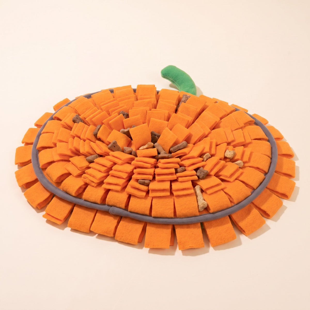 Wagvive Pumpkin Snuffle Mat detail
